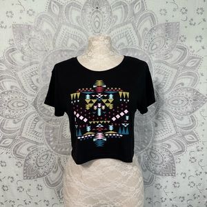 New $17 Decree for JC Penney Cropped Black Loose Aztec Print T Shirt Tee Top S